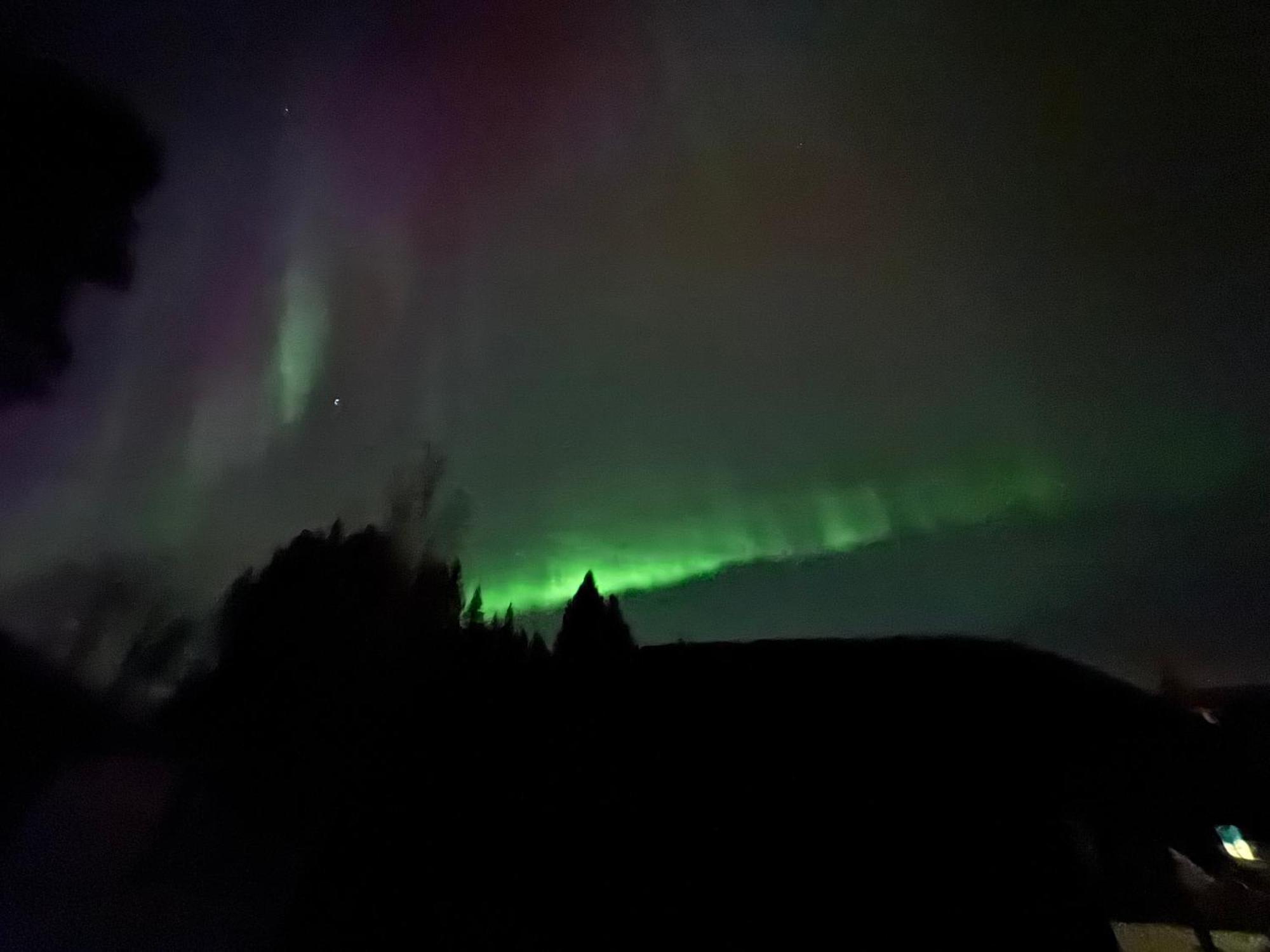 Ett hus med 3 sovrum med supersnabba internet fiberanslutningen 1000mb-100mb i Hög, 7 minuter från Hudiksvall Exteriör bild