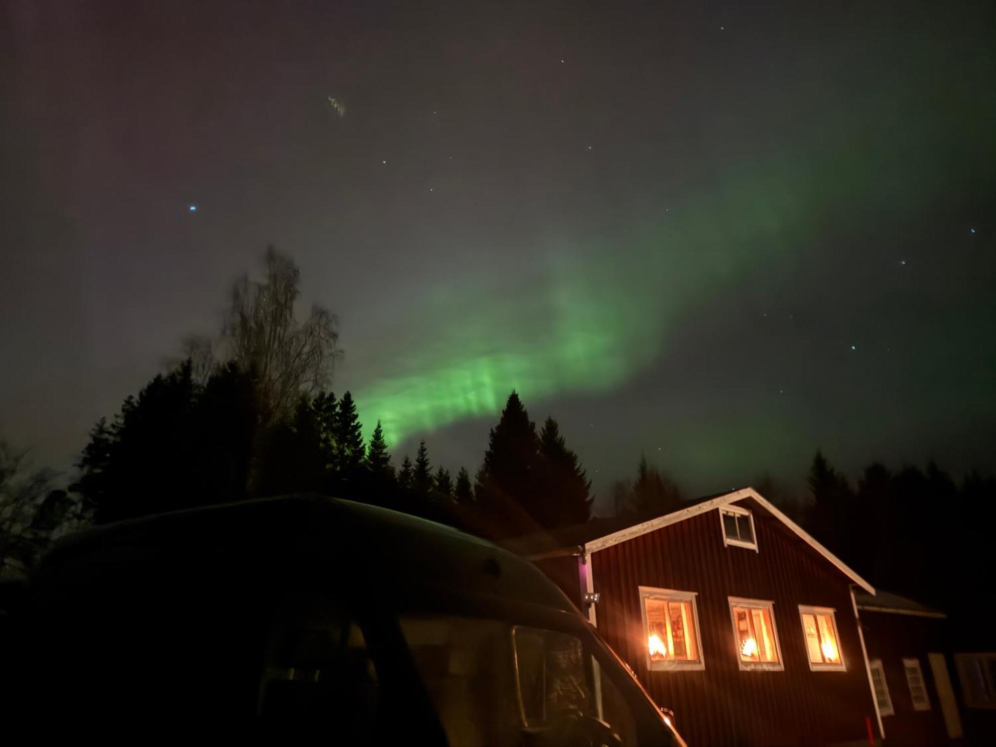 Ett hus med 3 sovrum med supersnabba internet fiberanslutningen 1000mb-100mb i Hög, 7 minuter från Hudiksvall Exteriör bild