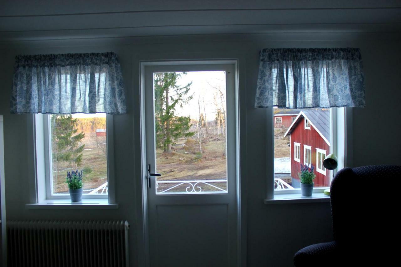 Ett hus med 3 sovrum med supersnabba internet fiberanslutningen 1000mb-100mb i Hög, 7 minuter från Hudiksvall Exteriör bild