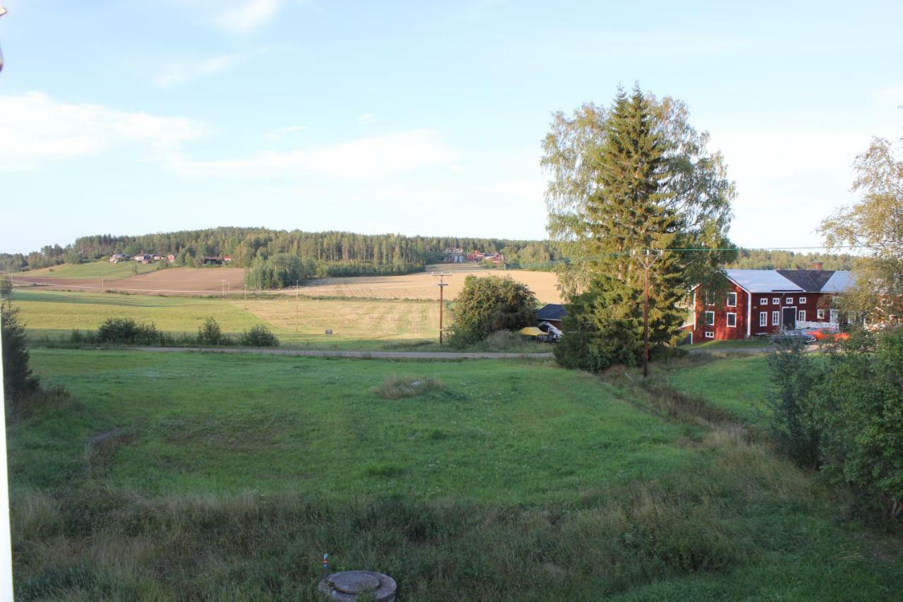 Ett hus med 3 sovrum med supersnabba internet fiberanslutningen 1000mb-100mb i Hög, 7 minuter från Hudiksvall Exteriör bild
