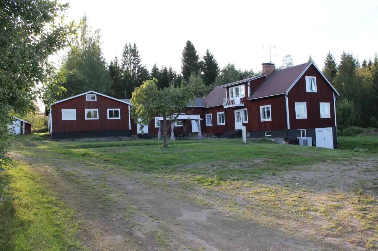 Ett hus med 3 sovrum med supersnabba internet fiberanslutningen 1000mb-100mb i Hög, 7 minuter från Hudiksvall Exteriör bild